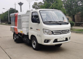 扫路车