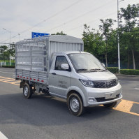 仓栅式运输车