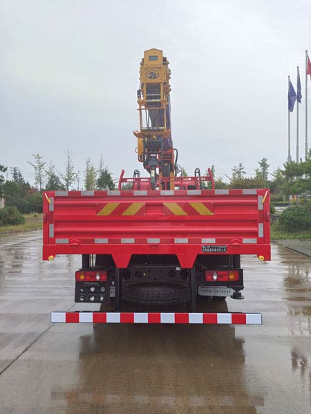 駿通牌JF5161JSQEQ08隨車起重運(yùn)輸車公告圖片