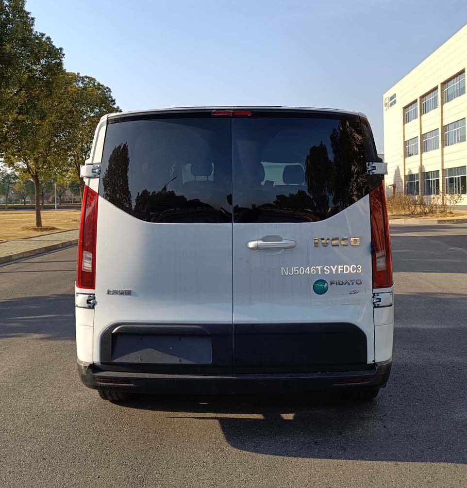 依維柯牌NJ5046TSYFDC3宿營車公告圖片