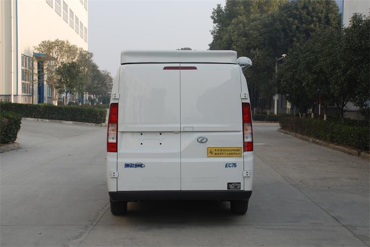 齊星牌QXC5030XLJEV純電動旅居車公告圖片