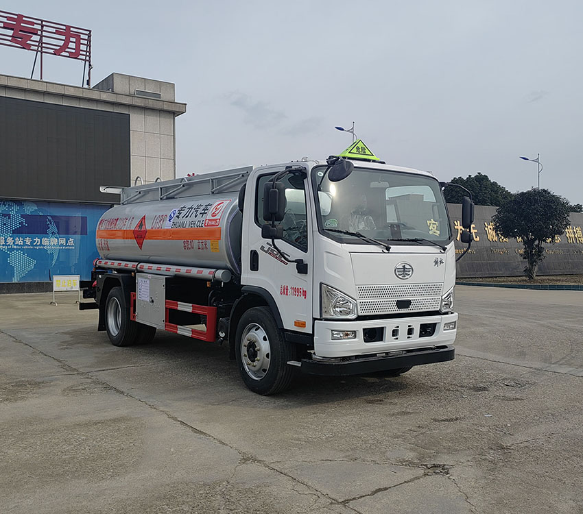 专力牌ZLC5120GJYCAQ6加油车公告图片
