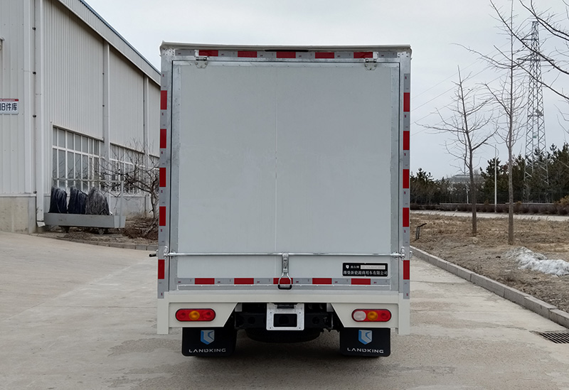 燕臺牌YTQ5031XYKPJQ332翼開啟廂式車公告圖片