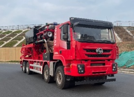 丰霸牌STD5370TYLZL6压裂车