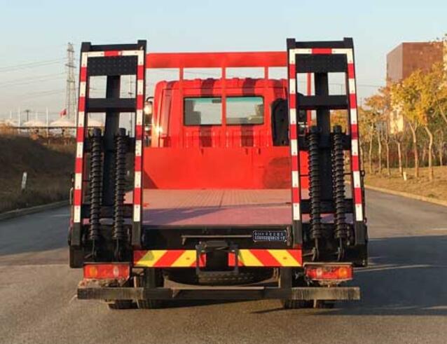 東風(fēng)牌DFV5163TPBGP6D平板運(yùn)輸車公告圖片