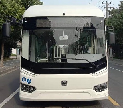 申沃牌SWB6129BEV96G纯电动低地板城市客车公告图片