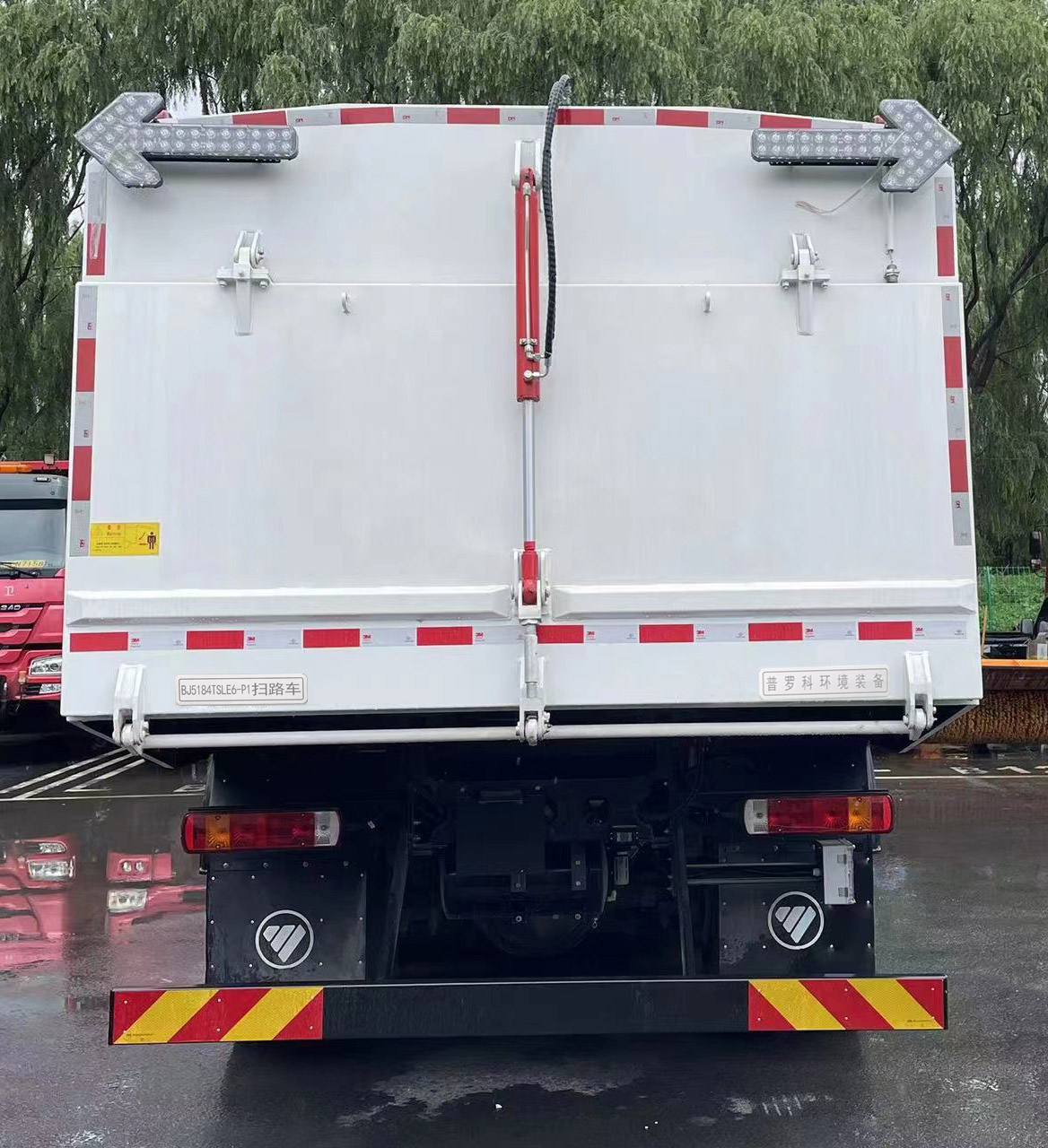 普羅科牌BJ5184TSLE6-P2掃路車公告圖片