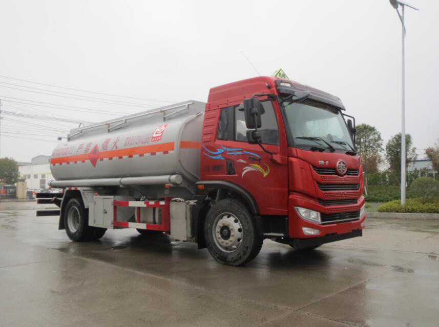 醒狮牌SLS5180GYYC6V运油车