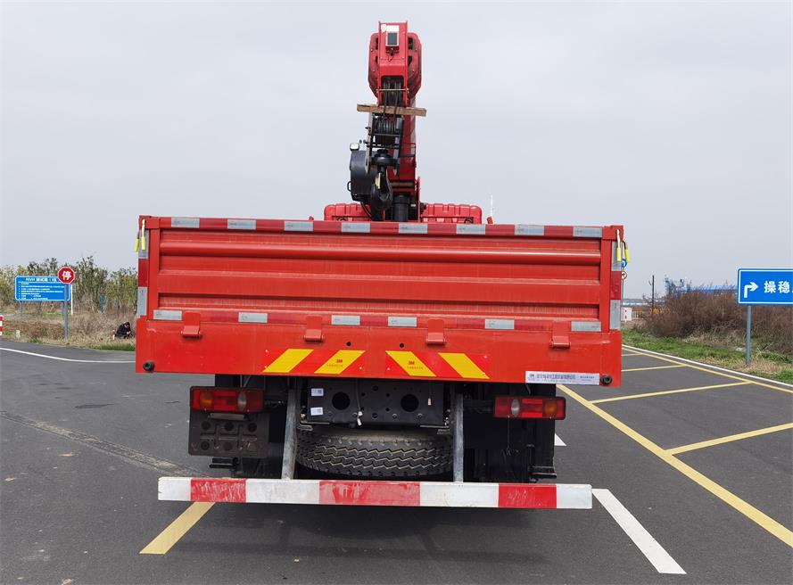 帕菲特牌PFT5184JSQD6A隨車起重運(yùn)輸車公告圖片