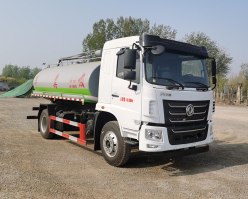 吸粪车