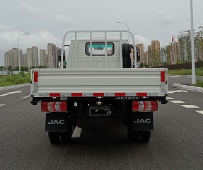 HFC1031P23K1B4S-2 江淮牌131马力单桥汽油3.7米国六载货汽车图片