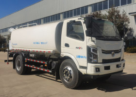 绿化喷洒车