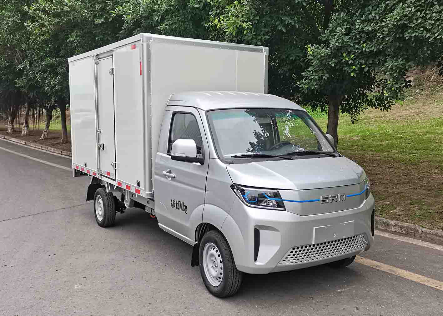 鑫源牌JKC5032XXYD0X0BEV純電動(dòng)廂式運(yùn)輸車公告圖片