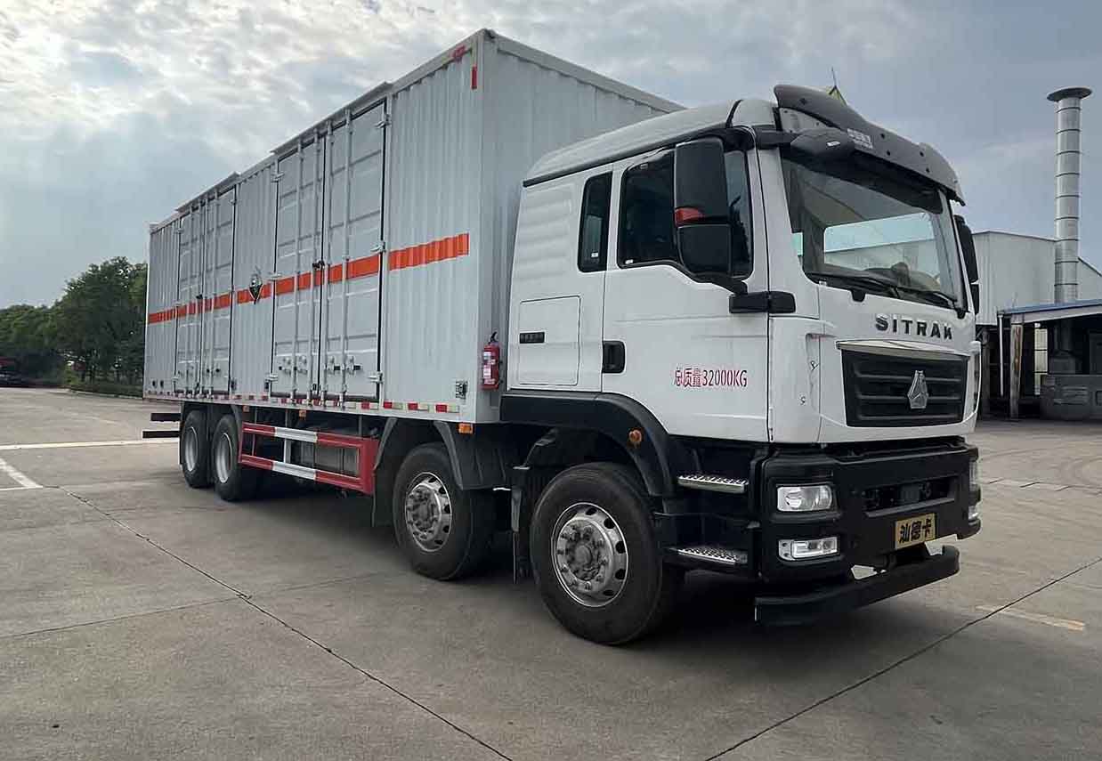 华威驰乐牌SGZ5320XFWZZ6C5腐蚀性物品厢式运输车