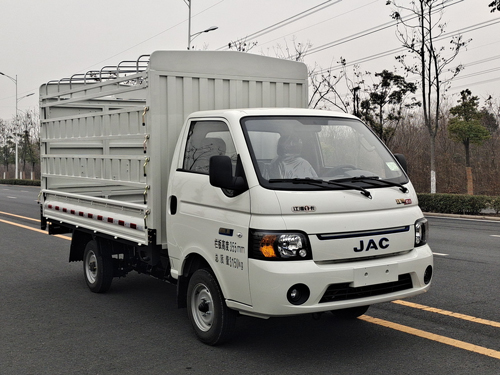 江淮牌HFC5030CCYEV2純電動(dòng)倉(cāng)柵式運(yùn)輸車公告圖片