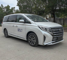 运兵车