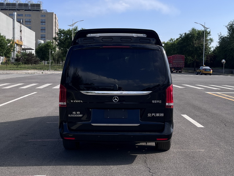 北京牌BJ5036XSWF商務(wù)車公告圖片