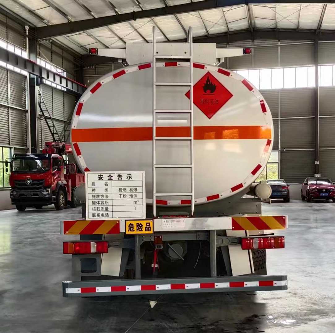 齐星牌QXC5326GYYZ6Z运油车公告图片