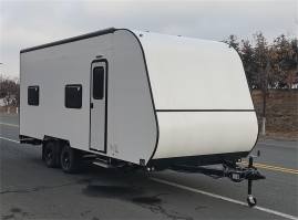 中置轴旅居挂车