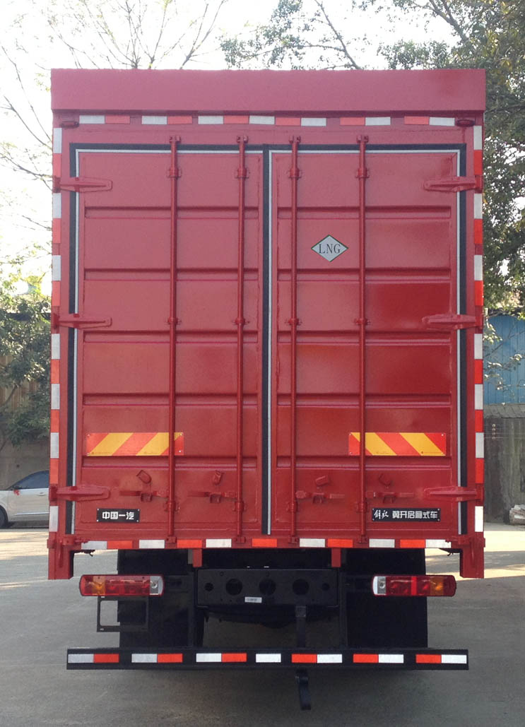 解放牌CA5180XYKP26K8L7NE6A90翼開啟廂式車公告圖片