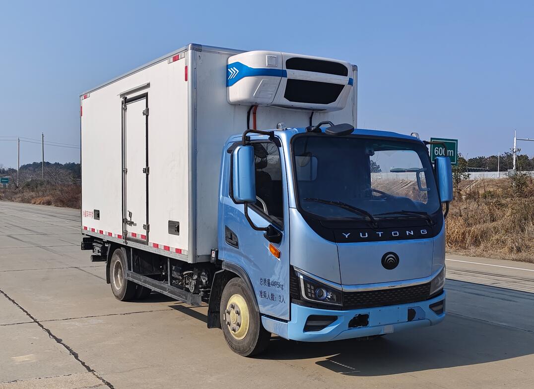 宇通牌ZKH5045XLCBEV8純電動冷藏車公告圖片