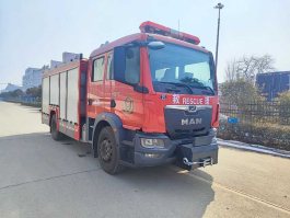 神泉牌LYX5170GXFAP50/M压缩空气泡沫消防车