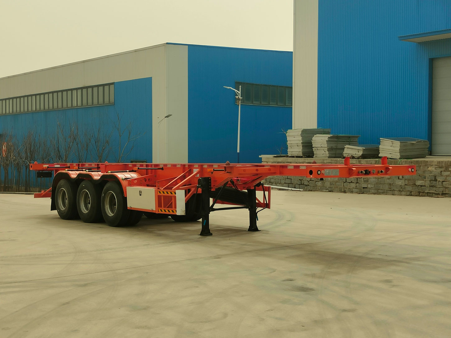 籍山凯达牌11.5米35.3吨3轴集装箱运输半挂车(NXK9400TJZ)