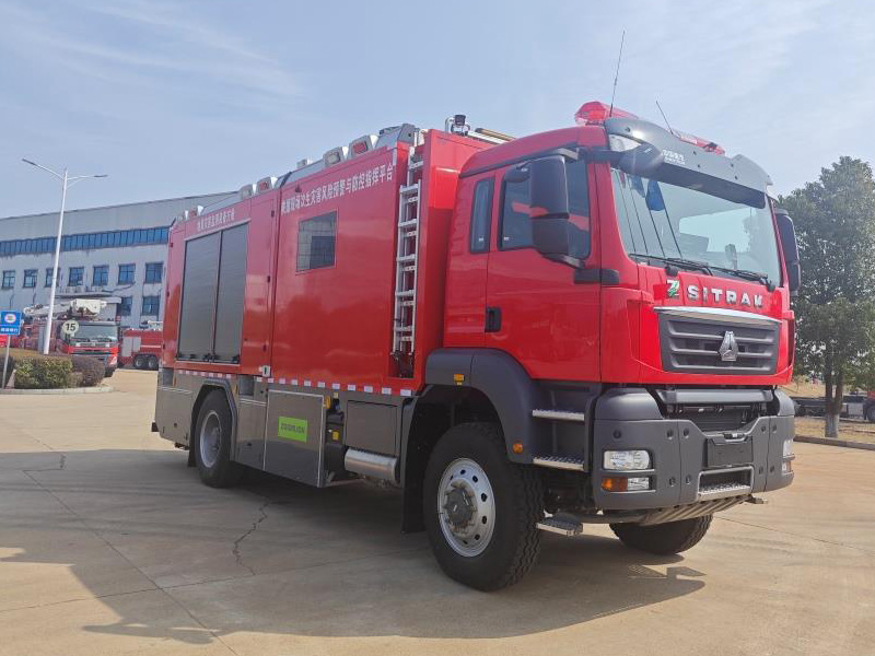 中联牌ZLF5180TXFTZ3000通信指挥消防车