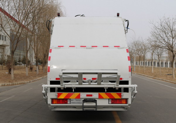 东风天锦D530常规 GSK5180ZYSD6压缩式垃圾车公告图片
