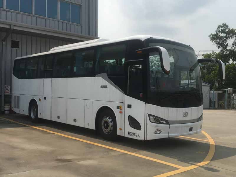 金龙牌11米24-52座客车(XMQ6112AYD6T)