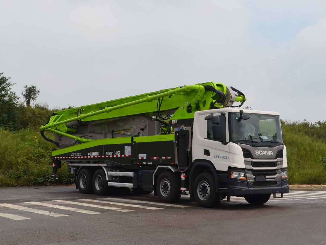中聯(lián)牌ZLJ5441THBSF混凝土泵車公告圖片