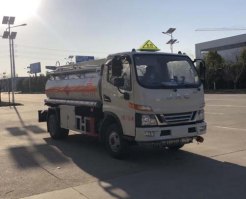 加油车
