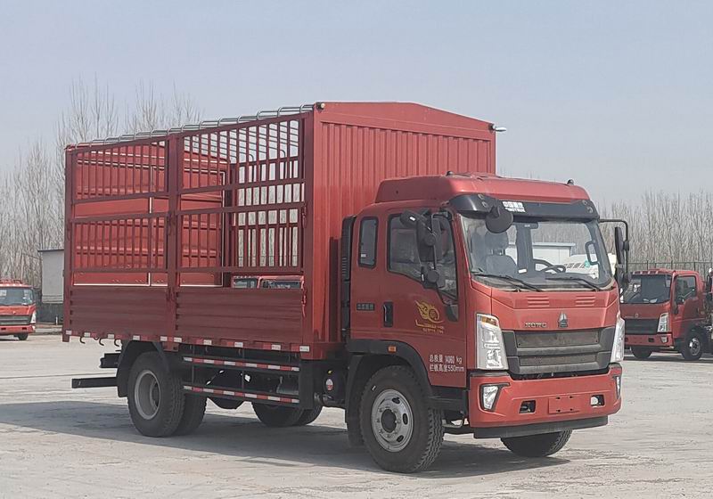 豪沃牌ZZ5147CCYH4515F1H仓栅式运输车