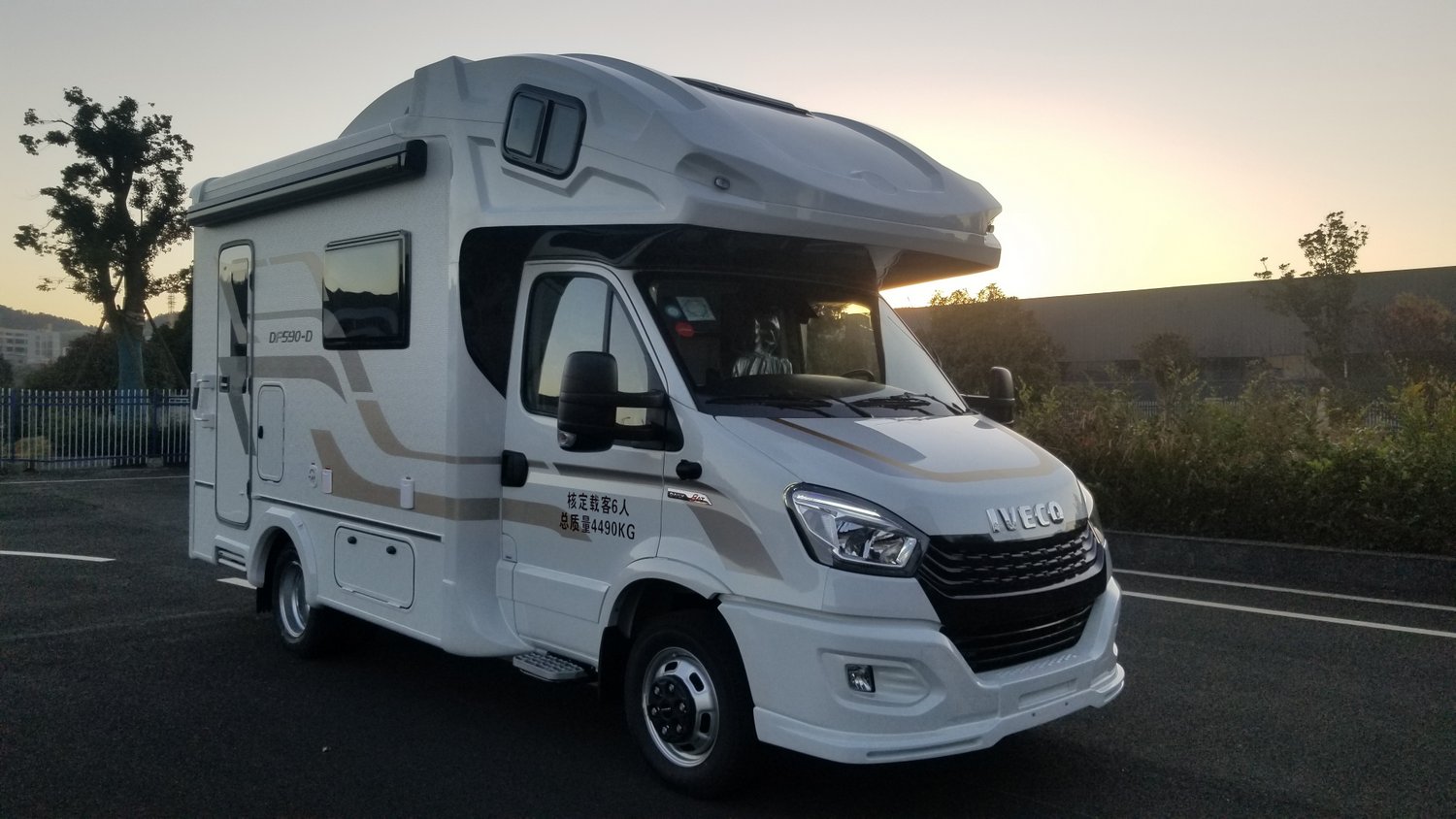 隆翠牌ZDD5049XLJ6旅居车