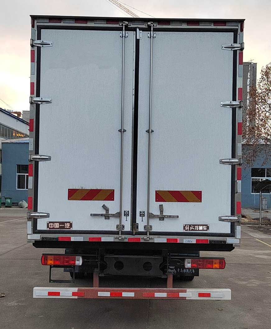 解放牌CA5189XLCP28K2L8E6A80冷藏車(chē)公告圖片