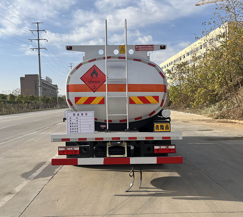 專(zhuān)威牌HTW5185GJYEC6加油車(chē)公告圖片