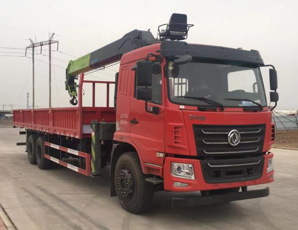 雷薩牌BJ5252JSQ-12隨車起重運(yùn)輸車公告圖片