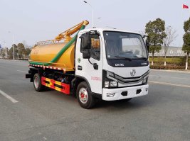 吸粪车