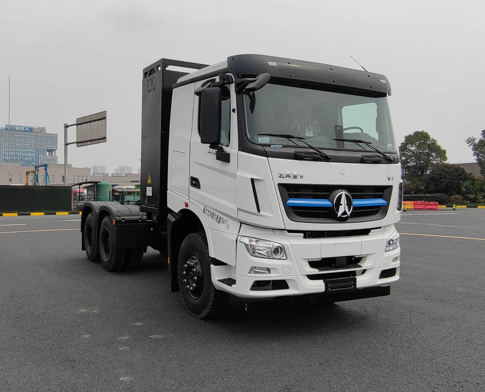 北奔牌 490马力 换电式纯电动牵引汽车(ND4250BBXJ7Z06BEV)