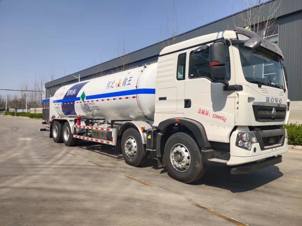 驹王牌ZJW5320GDY01低温液体运输车