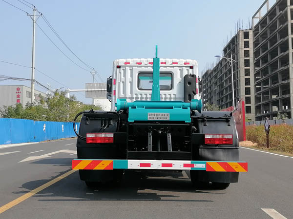 宏磊风牌HLF5160ZXXE车厢可卸式垃圾车公告图片
