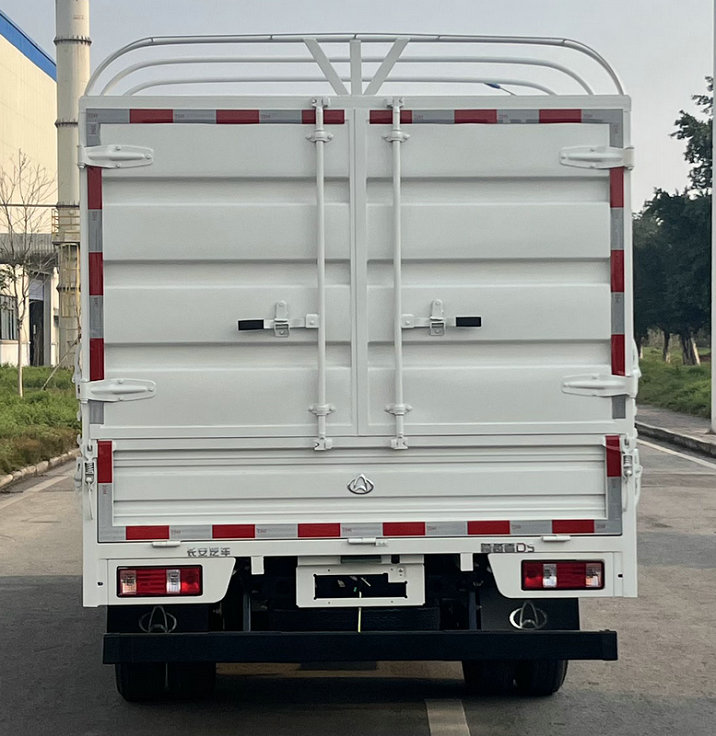 长安牌CKS5040CCYD5FS61仓栅式运输车公告图片