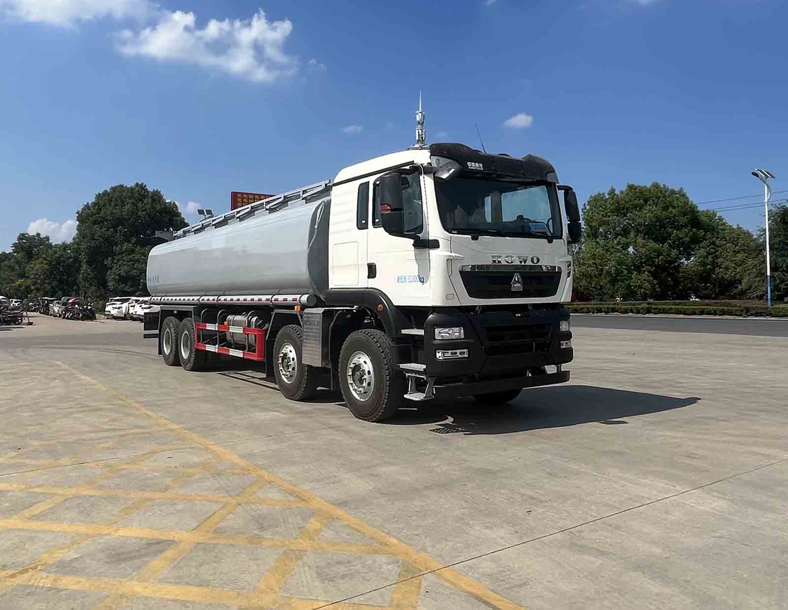 华威驰乐牌SGZ5316TGYZZ6T5供液车