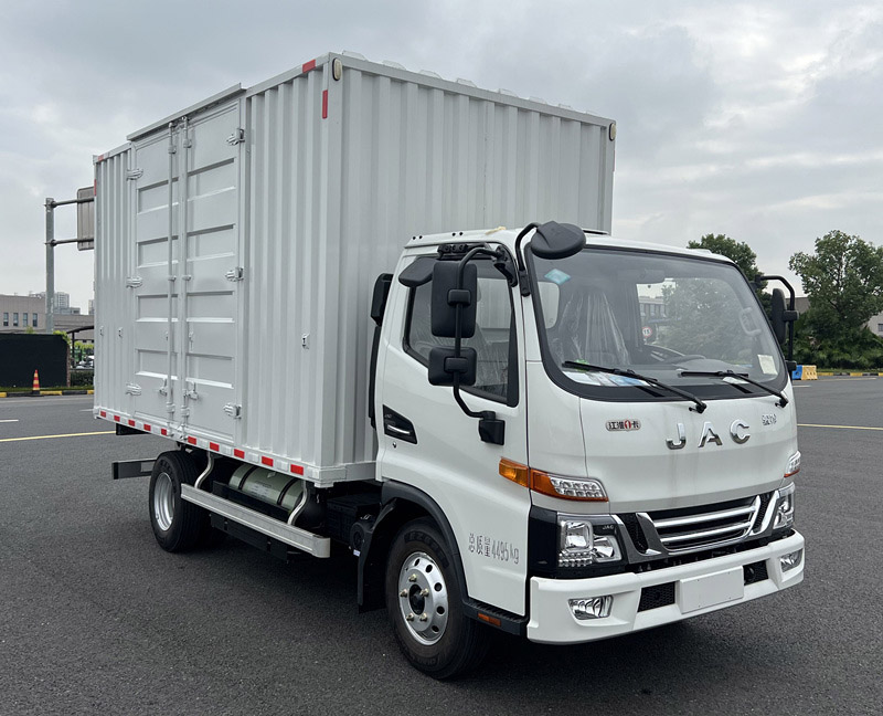 江淮牌HFC5045XXYP32N2C7NS廂式運(yùn)輸車公告圖片