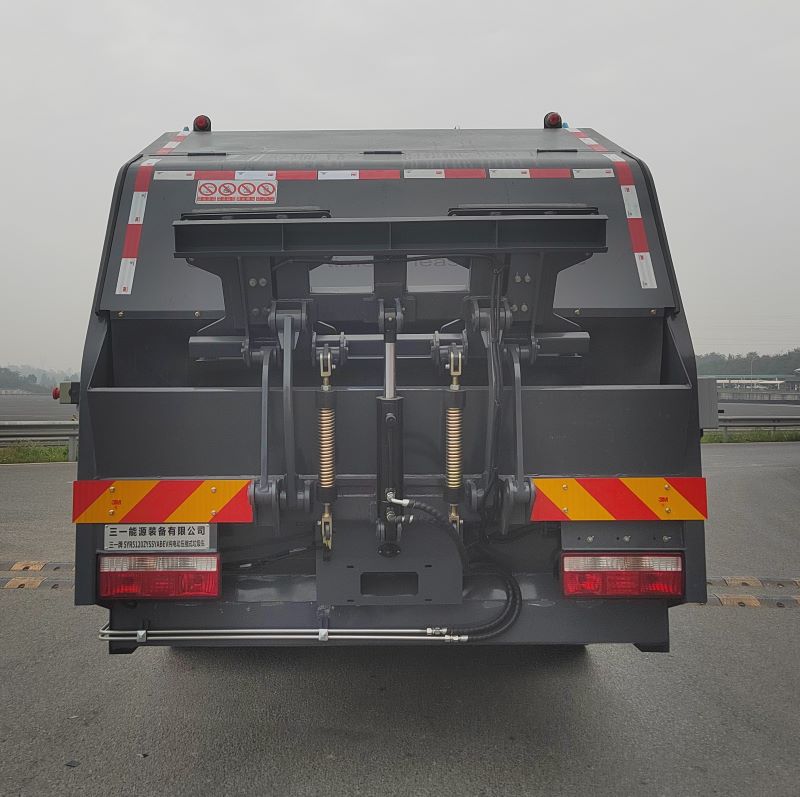 三一牌SYR5120ZYSSYABEV純電動壓縮式垃圾車公告圖片