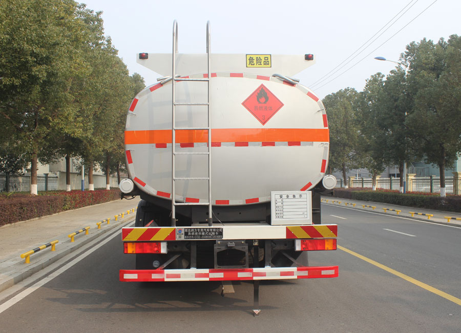 潤知星牌SCS5263GRYEQ6易燃液體罐式運(yùn)輸車公告圖片