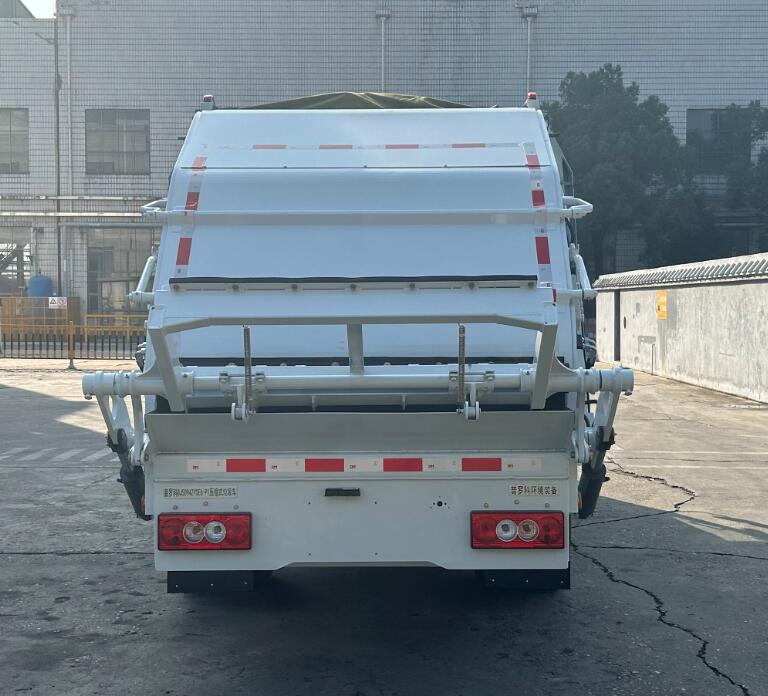 普羅科牌BJ5094ZYSE6-P1壓縮式垃圾車公告圖片