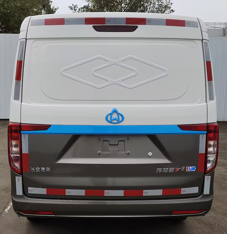 长安牌SC5031XXYV5Q6B1BEV纯电动厢式运输车公告图片