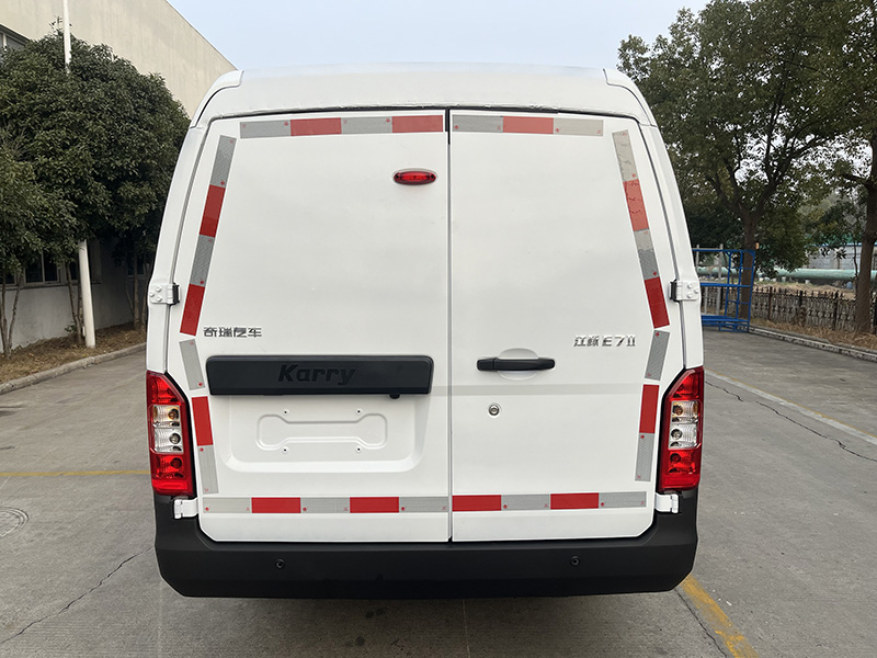 開(kāi)瑞牌SQR5030XXYBEVH78純電動(dòng)廂式運(yùn)輸車(chē)公告圖片