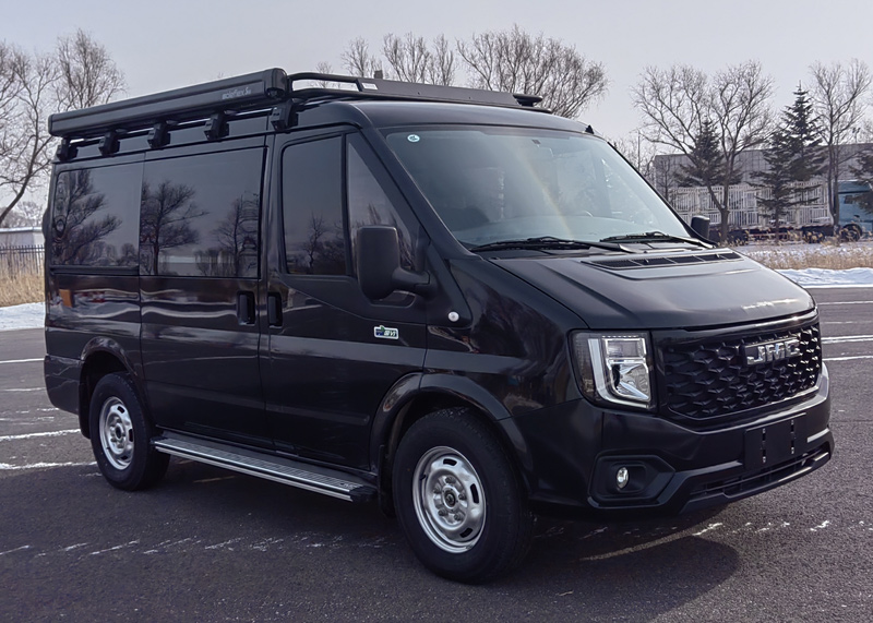 鷹力牌LYF5040TSYF4宿營(yíng)車(chē)公告圖片